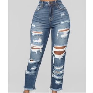 Fashion Nova High Rise Boyfriend Jeans Size 7